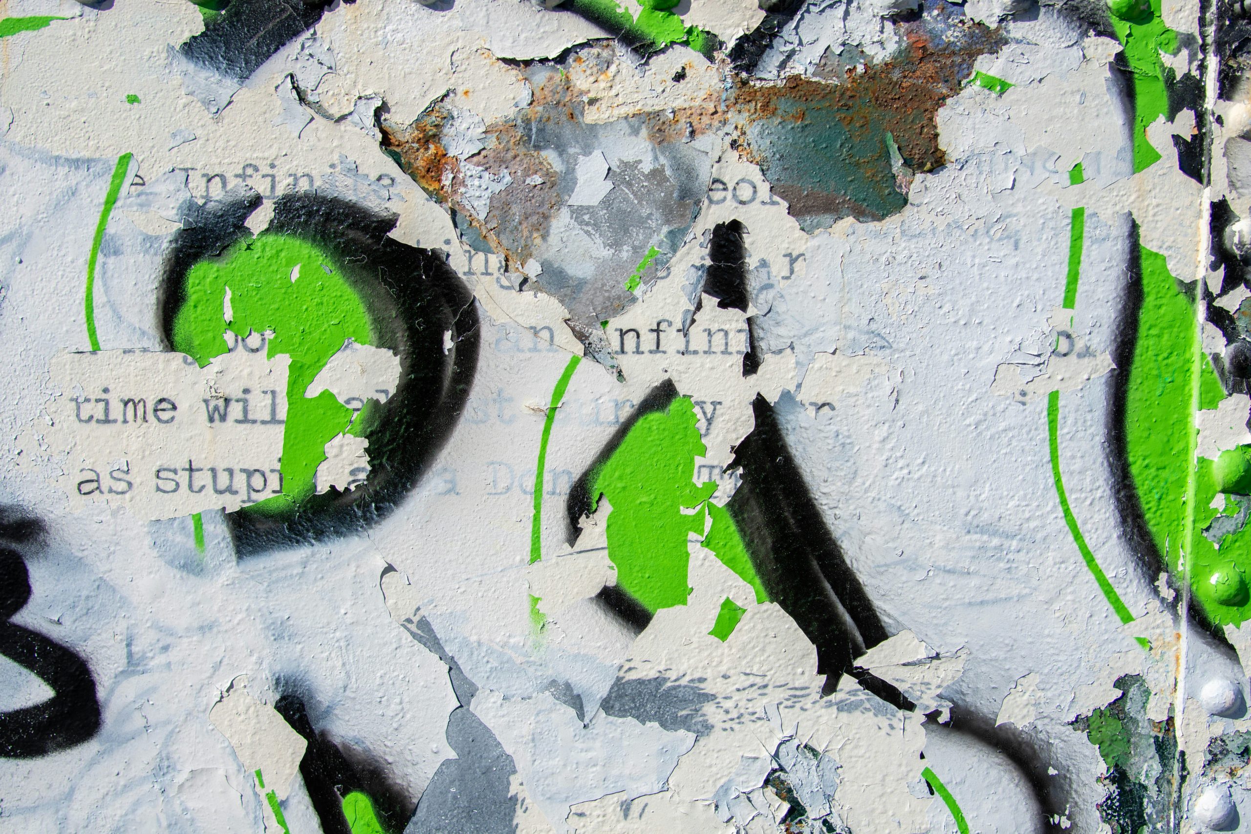 Collage et peinture abstraite, couleur vert